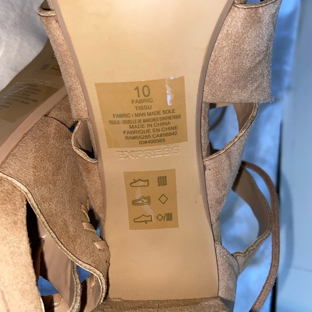 Women’s Heels - Express Brand, NWT - Size 10 - Picture 7 of 12